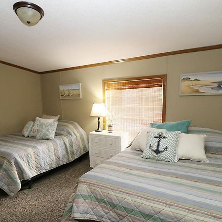Island Club Rentals Пут-ин-Бей Экстерьер фото